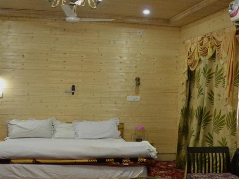 Hotel Grg Residency Srīnagar Extérieur photo